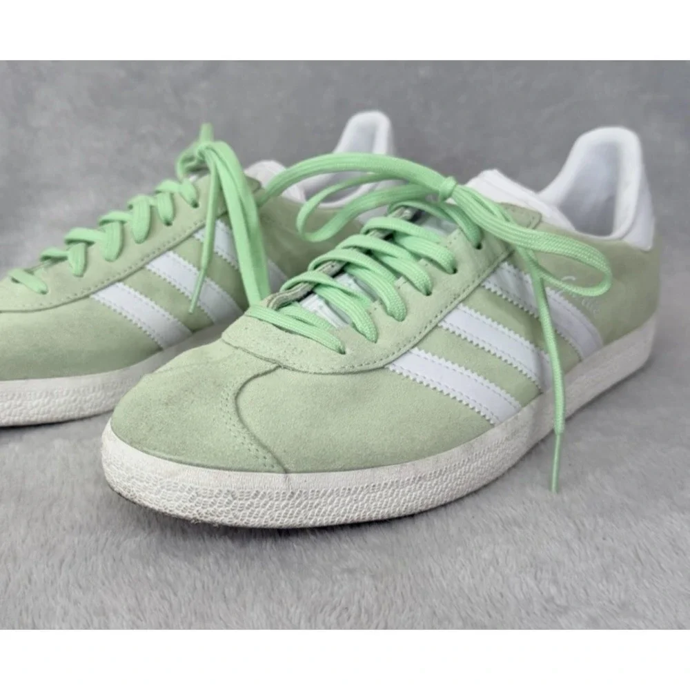 Adidas Gazelle Shoes Womens Size 9.5 Mint Green Suede Low Top Sneakers Trainers